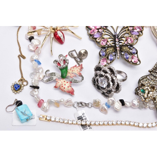 43 - A BAG OF ASSORTED COSTUME JEWELLERY, to a yellow metal cubic zirconia set line bracelet, fitted with... 