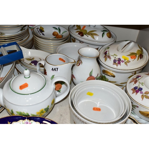 447 - A QUATITY OF ROYAL WORCESTER 'EVESHAM' TABLEWARES, to include tureens, souffle dishes, meat platters... 