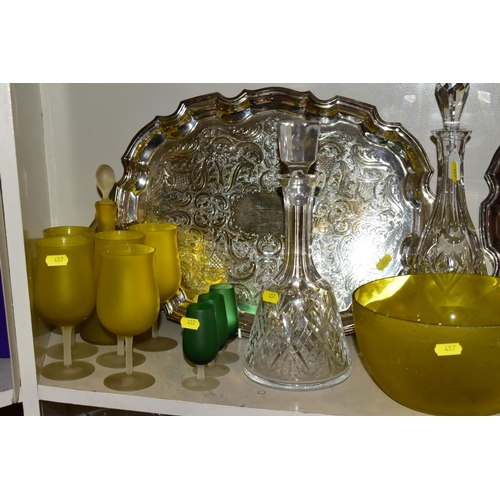 457 - A QUANTITY OF CLEAR AND COLOURED GLASSWARE AND TWO LATE 20TH CENTURY SILVER PLATED TRAYS, including ... 