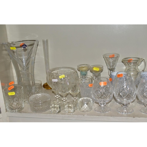 458 - A SMALL QUANTITY OF CLEAR AND COLOURED GLASSWARE, including an Edinburgh Crystal vase, height 25.5cm... 