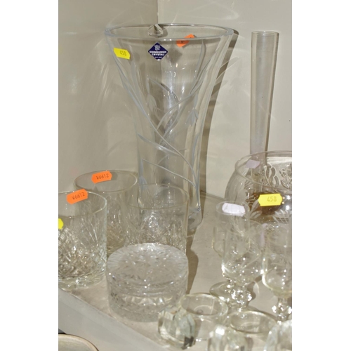 458 - A SMALL QUANTITY OF CLEAR AND COLOURED GLASSWARE, including an Edinburgh Crystal vase, height 25.5cm... 