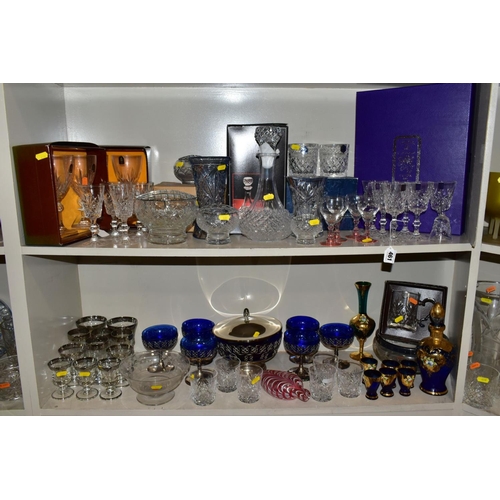 461 - A GROUP OF CUT/CLEAR AND COLOURED GLASSWARES, to include a boxed set of six Edinburgh crystal glasse... 