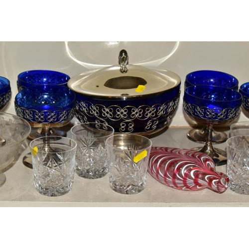 461 - A GROUP OF CUT/CLEAR AND COLOURED GLASSWARES, to include a boxed set of six Edinburgh crystal glasse... 