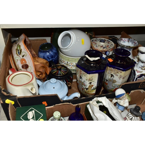 462 - TWO BOXES AND LOOSE ORNAMENTS, VASES, ROYAL COMMEMORATIVES etc, to include Cauldon Ware Prunus patte... 