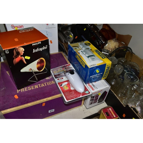 477 - SIX BOXES AND LOOSE SUNDRY ITEM etc, to include a boxed Swan, 8 litre water heater, boxed two portio... 