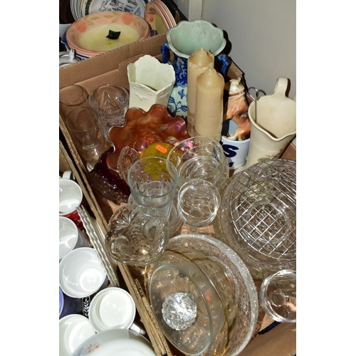 507 - FIVE BOXES AND LOOSE CERAMICS AND GLASS ETC, to include Wedgwood green jasperware, Royal Doulton 'My... 