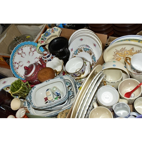 507 - FIVE BOXES AND LOOSE CERAMICS AND GLASS ETC, to include Wedgwood green jasperware, Royal Doulton 'My... 