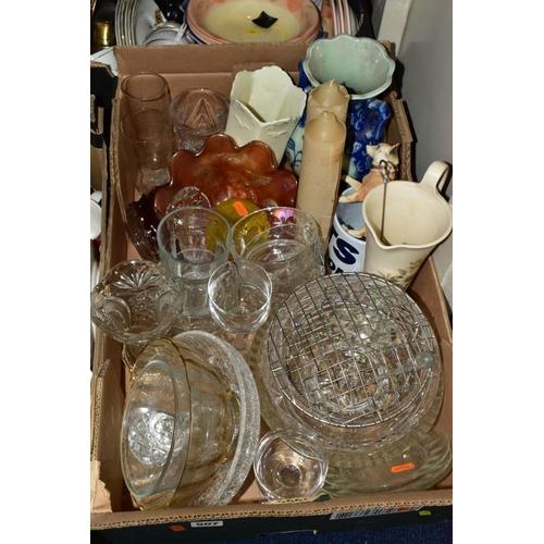 507 - FIVE BOXES AND LOOSE CERAMICS AND GLASS ETC, to include Wedgwood green jasperware, Royal Doulton 'My... 