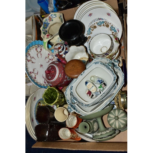 507 - FIVE BOXES AND LOOSE CERAMICS AND GLASS ETC, to include Wedgwood green jasperware, Royal Doulton 'My... 