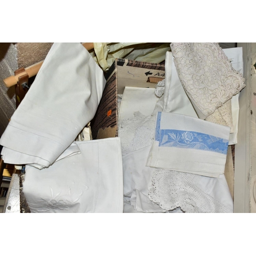 522 - TWO BOXES OF TABLE LINEN, DRESS PATTERNS AND A TAPESTRY FRAME, linen includes various size table clo... 