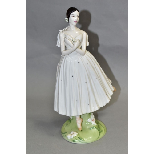 533 - A LIMITED EDITION COALPORT FIGURE 'Dame Alicia Markova' from The Royal Academy of Dancing Collection... 