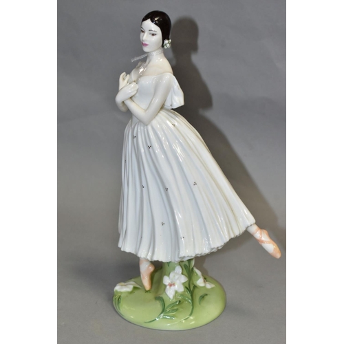 533 - A LIMITED EDITION COALPORT FIGURE 'Dame Alicia Markova' from The Royal Academy of Dancing Collection... 