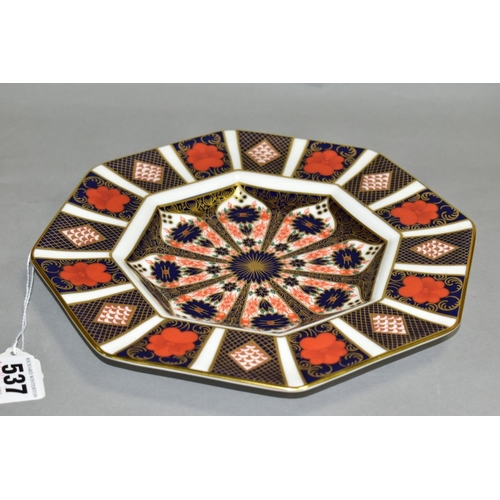 537 - A ROYAL CROWN DERBY IMARI OCTAGONAL PLATE, '1128' pattern, diameter (widest) 24cm (Condition:- appea... 