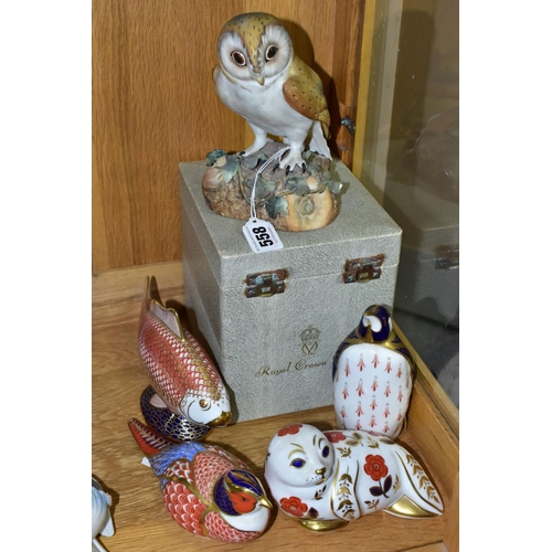 558 - A BOXED ROYAL CROWN DERBY MODEL OF AN OWL, naturalistically modelled and painted, printed backstamp,... 