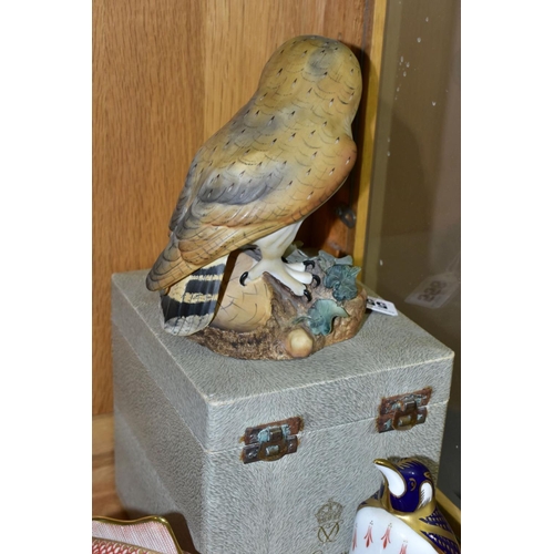 558 - A BOXED ROYAL CROWN DERBY MODEL OF AN OWL, naturalistically modelled and painted, printed backstamp,... 