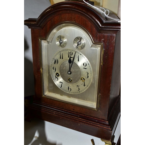 567 - AN EARLY 2OTH CENTURY MAHOGANY STAINED GEORGE III STYLE BRACKET CLOCK, silvered dial with Arabic num... 