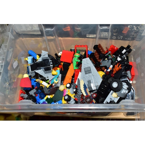 590 - A QUANTITY OF ASSORTED STAR WARS FIGURES AND VEHICLES, figures are mainly Chinese Hasbro figures fro... 