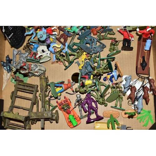 597 - A QUANTITY OF ASSORTED PLASTIC SOLDIER AND OTHER FIGURES, to include Timpo Brenn Comet, Timpo Frozen... 