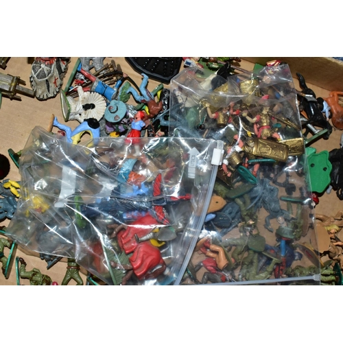 597 - A QUANTITY OF ASSORTED PLASTIC SOLDIER AND OTHER FIGURES, to include Timpo Brenn Comet, Timpo Frozen... 