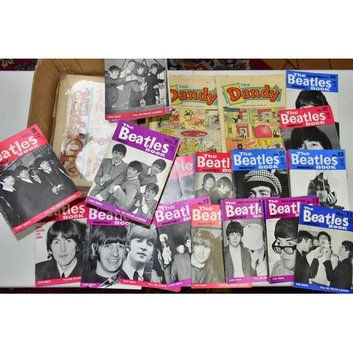 640 - A QUANTITY OF THE BEATLES MONTHLY BOOK, to include No's 1, 2, 4-11, 13-19, 21-28, 32-34, 37-40, 42 &... 