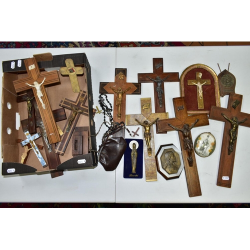 647 - A BOX OF VARIOUS CRUCIFIXES, some metal, mostly resin, mostly wall hangings, tallest height 36cm, to... 