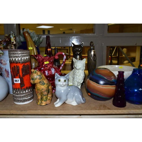 667 - A GROUP OF MODERN CERAMICS, GLASSWARE, BRONZED RESIN FIGURES, ETC, including three Denby vases, thre... 