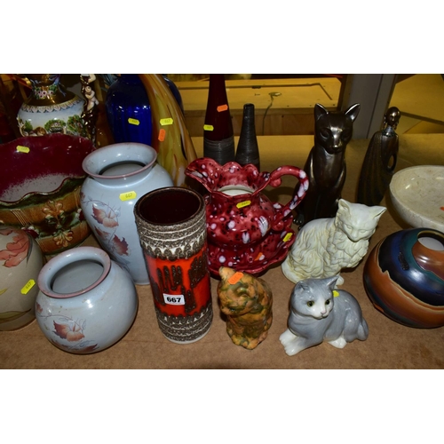 667 - A GROUP OF MODERN CERAMICS, GLASSWARE, BRONZED RESIN FIGURES, ETC, including three Denby vases, thre... 