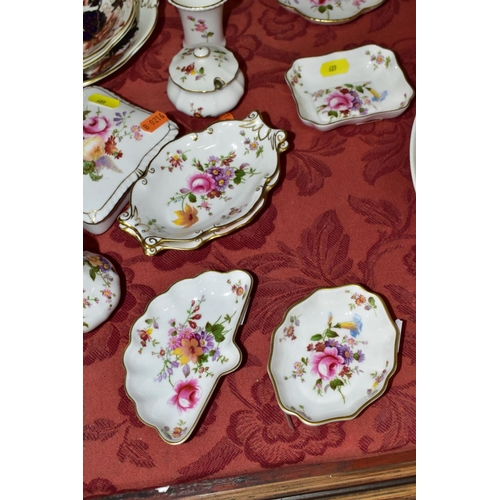 689 - DECORATIVE CERAMICS, ETC, to include Royal Crown Derby 'Derby Posies' pintrays trinket box, condimen... 