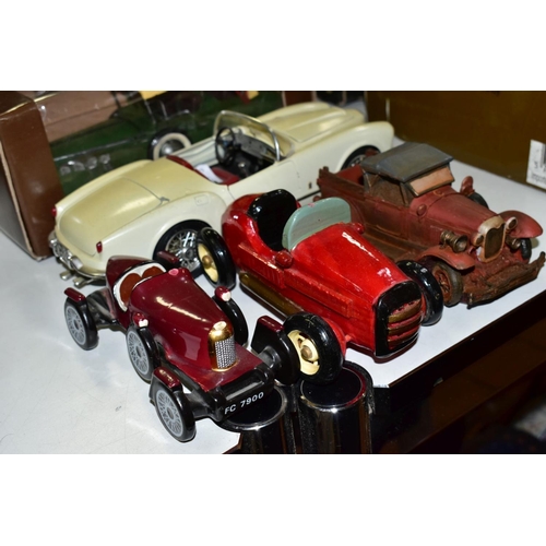 720 - A QUANTITY OF BOXED AND UNBOXED CAR MODELS, to include boxed Burago 1/18 scale Bugatti Type S9 (1934... 