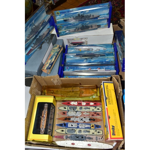 721 - A COLLECTION OF BOXED AND UNBOXED SHIP MODELS, to include Dinky Toys Submarine Chaser, No.673, Corve... 