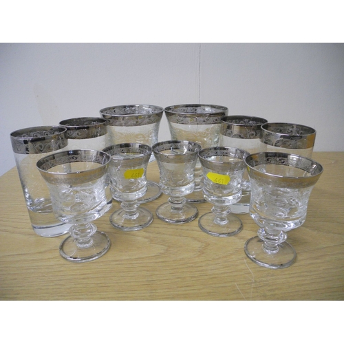 461 - A GROUP OF CUT/CLEAR AND COLOURED GLASSWARES, to include a boxed set of six Edinburgh crystal glasse... 