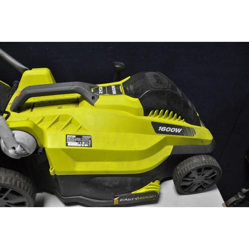 A RYOBI RLM16E36H 1600watt ELECTRIC LAWN MOWER with grass box PAT pass and working