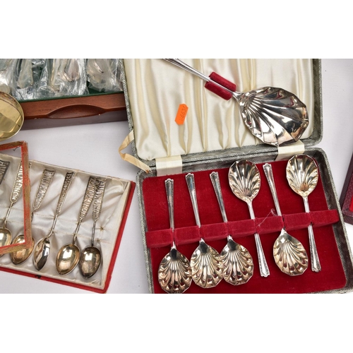 185 - A SELECTION OF FLATWARE, to include a complete wooden canteen of cutlery, a cased set of seven shell... 