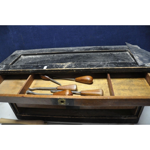 1069 - A WOODEN CARPENTERS TOOLBOX with five long graduated drawers, but no front, width 75cm x depth 25cm ... 