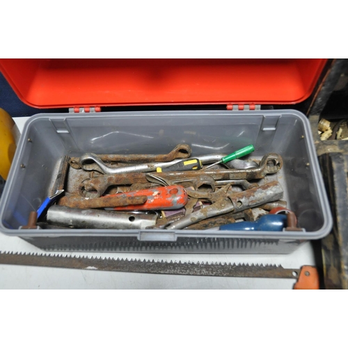 1072 - A VINTAGE WOODEN TOOLBOX AND A PLASTIC TOOLBOX CONTAINING TOOLS including a Record 110cm Sash Cramp,... 