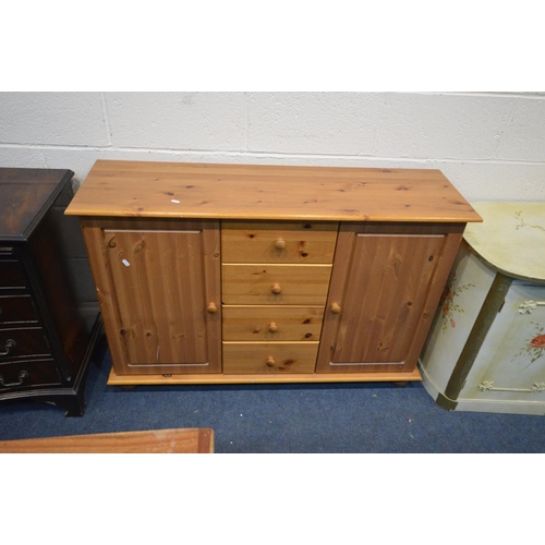 1224 - SIX VARIOUS PIECES OF FURNITURE, to include a mango wood side cabinet, width 100cm x depth 40cm x he... 