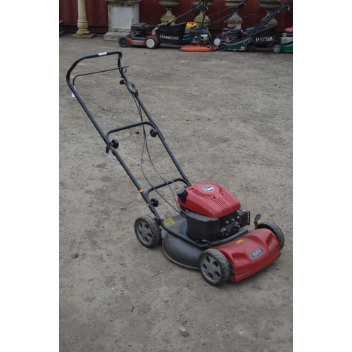 995 - A MOUNTFIELD MULTICLIP 50 SELF PROPELLED MULCHING LAWNMOWER