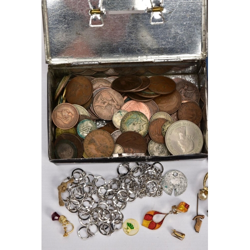 149 - A BOX OF ASSORTED ITEMS, to include an AF Georgian silver teaspoon, engraved monogram to the handle,... 