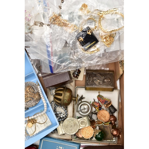 160 - A BOX OF MISCELLANEOUS ITEMS, to include a quantity of costume jewellery, compacts to include 'Strat... 