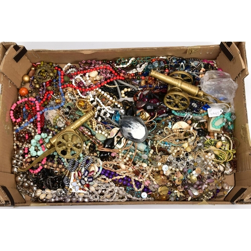 170 - A BOX OF ASSORTED COSTUME JEWELLERY, to include a large quantity of beaded, yellow and white metal n... 