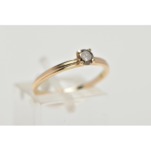 27 - A 9CT GOLD SINGLE STONE DIAMOND RING, claw set, round brilliant cut diamond, total estimated diamond... 