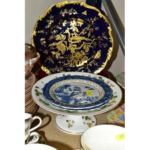 385 - A QUANTITY OF CERAMICS, DINNERWARES, ETC, including a chintz two tier cake stand, a set of six Minto... 