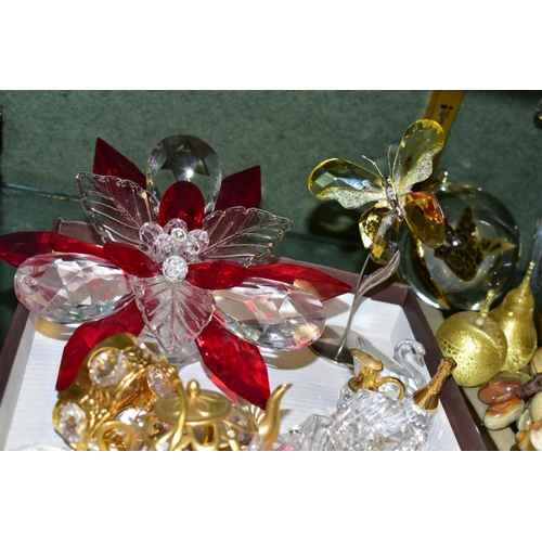 411 - A BOX AND LOOSE MINIATURE GLASS ORNAMENTS, ONYX BUNCHES OF GRAPES, etc, including Swarovski Paradise... 