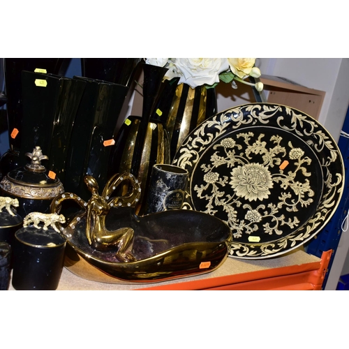 431 - A QUANTITY OF MODERN BLACK AND GILT DECORATIVE HOMEWARES, including a pair of lacquered jars and cov... 