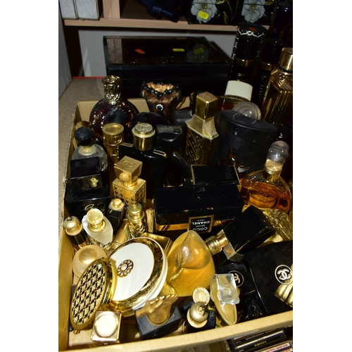 434 - A QUANTITY OF MODERN PERFUME BOTTLES, COSMETIC CONTAINERS AND OTHER DRESSING TABLE ACCESSORIES, incl... 