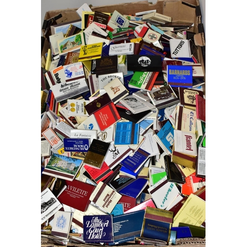 444 - A LARGE QUANTITY OF MATCH BOXES/BOOKS, from around the World, mostly complete