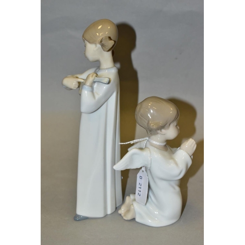 485 - TWO LLADRO FIGURES, comprising Angel Praying No 4538, height 13.5cm and Girl with Guitar No 4871, he... 