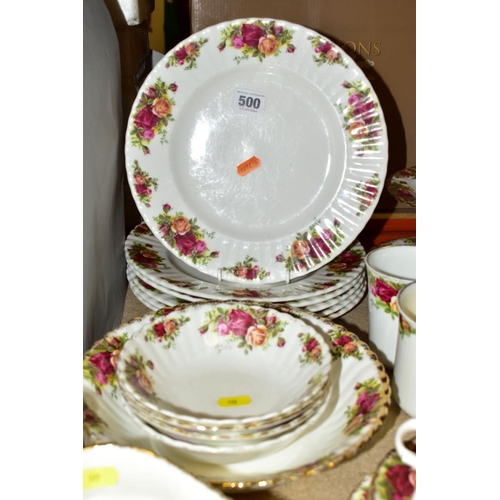 500 - ROYAL ALBERT OLD COUNTRY ROSES PART DINNER SERVICE, comprising twelve dinner plates (six are seconds... 