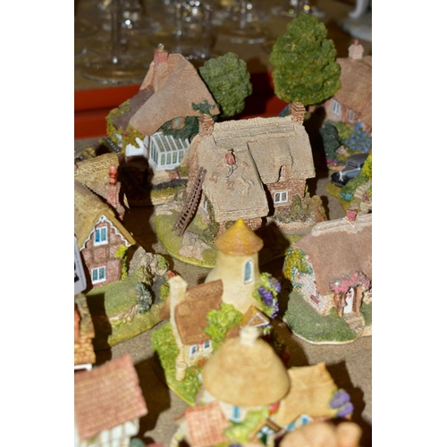 501 - TWENTY NINE LILLIPUT LANE SCULPTURES, from Anniversary/Collectors club and Symbol of Membership, no ... 