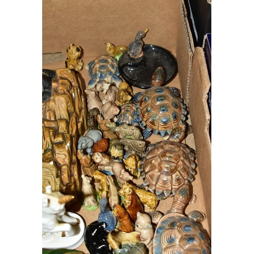 503 - THREE BOXES AND LOOSE DINNERWARES AND ORNAMENTS ETC, to include Johnsons Eternal Belle part dinner s... 